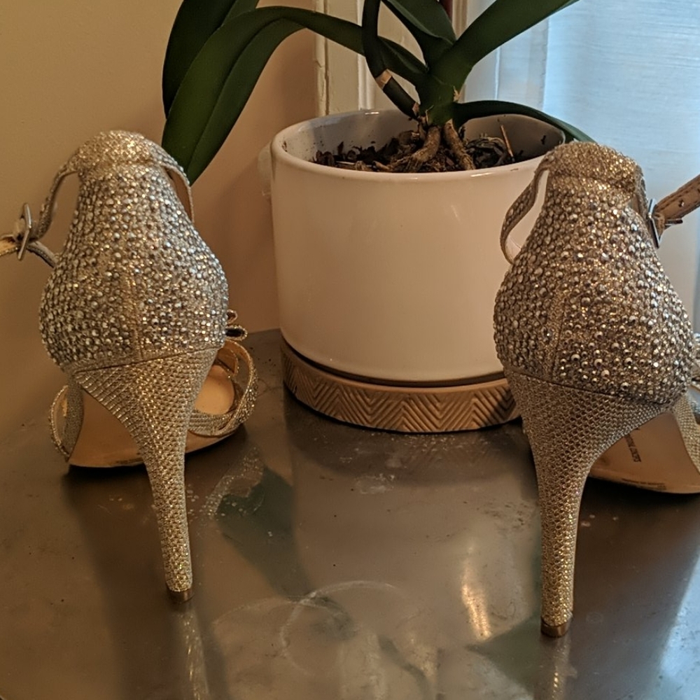 Shoes - Picture 2 of 2